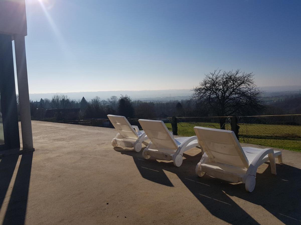 Magnifique Villa Avec Piscine Interieure Saint-Pois Exterior foto