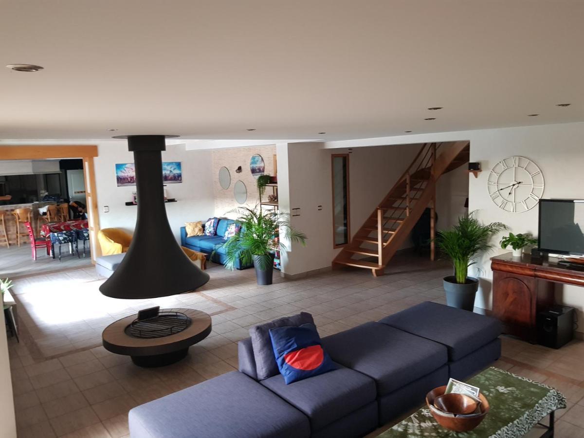 Magnifique Villa Avec Piscine Interieure Saint-Pois Exterior foto