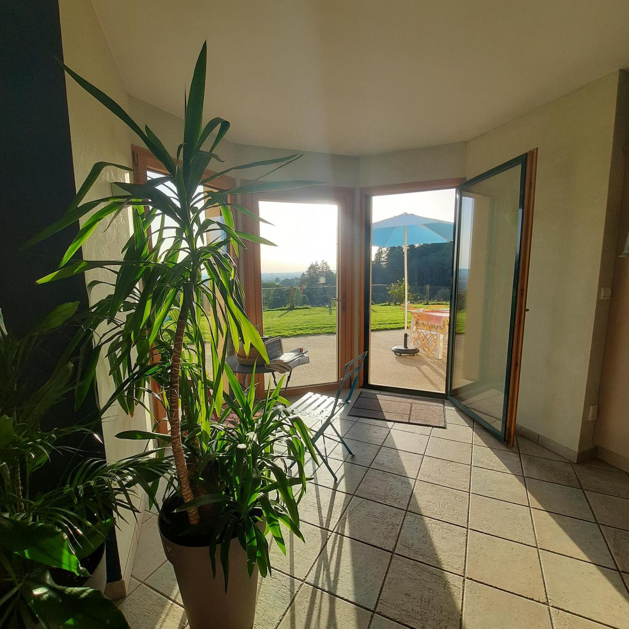 Magnifique Villa Avec Piscine Interieure Saint-Pois Exterior foto